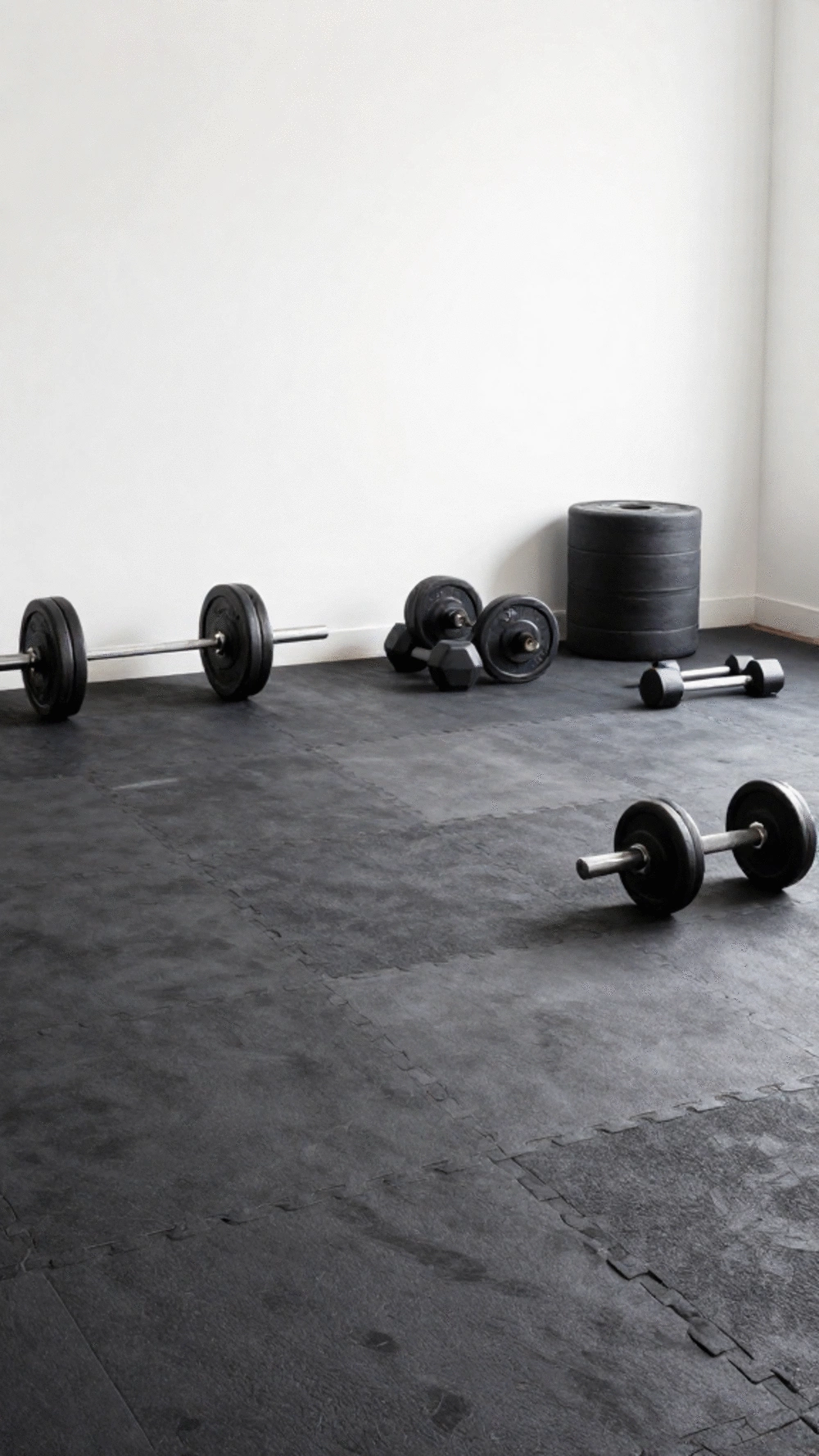 Essential Gym Flooring Options: 5 Best Ideas for a Safe Garage Gym
